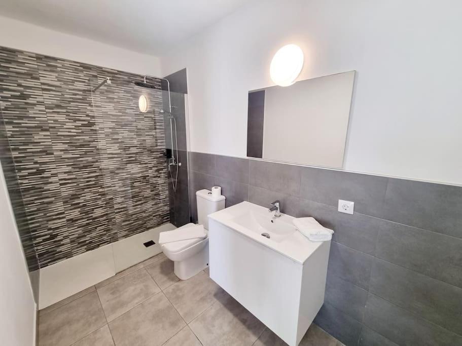 Pequeno Bungalow Firt Line Of The Sea Costa Teguise Eksteriør bilde
