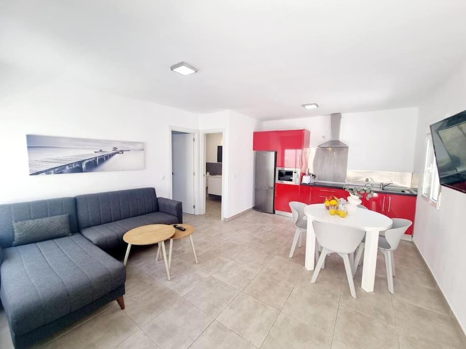Pequeno Bungalow Firt Line Of The Sea Costa Teguise Eksteriør bilde